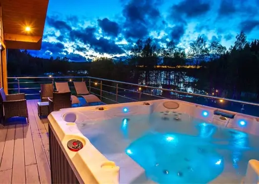 Skyline Jacuzzi